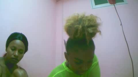 linah1123 online show from November 28, 8:21 am