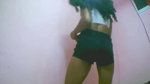 linah1123 online show from December 22, 1:51 pm