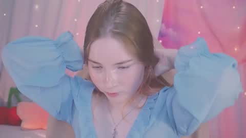 Lina online show from December 18, 5:03 am