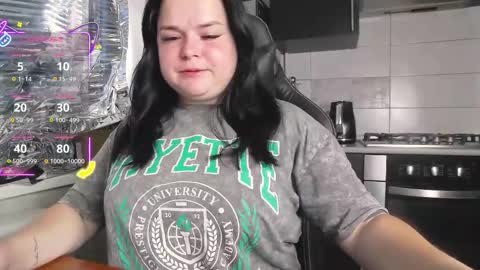 Snapshot of linasexy777 chatting on September 15, 7:32 am Lina online show from September 15, 7:32 am