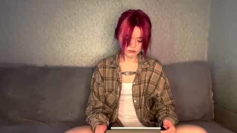 linathecutie online show from June 13, 8:58 am