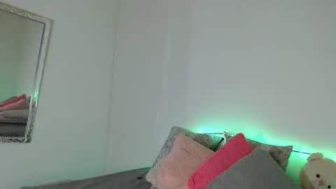 linda online show from May 25, 2:17 am