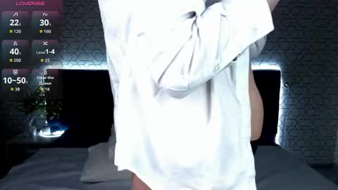 Linda  GMT2 Mon Tu Fri Sa Su  0300am-1000 am online show from January 19, 12:53 am