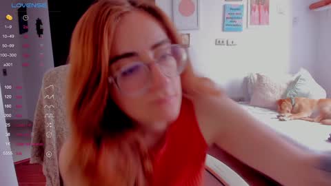 Giggles  online show from January 9, 2:18 pm