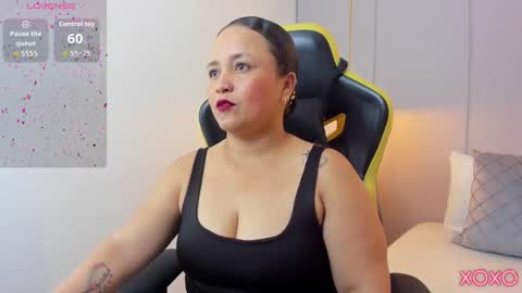 Snapshot of linda_rios_ chatting on October 10, 7:30 pm L I N D A online show from October 10, 7:30 pm