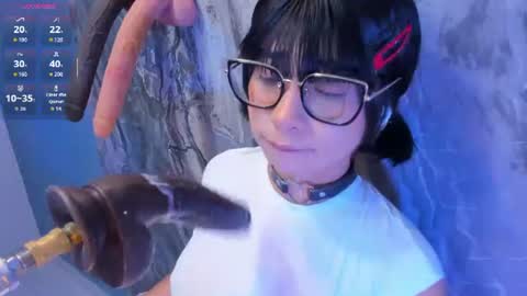 linda_sofi__ online show from July 9, 8:35 pm