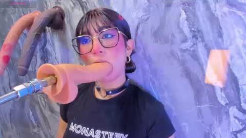 linda_sofi__ online show from June 18, 7:41 pm