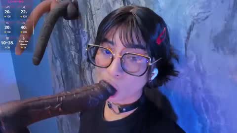 linda_sofi__ online show from July 12, 8:45 pm