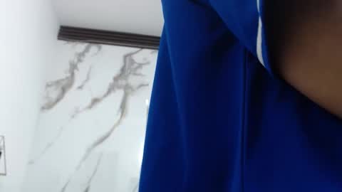  Lindsey  online show from March 22, 12:20 pm