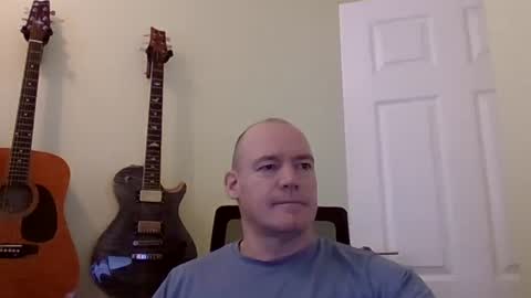 Snapshot of lingerielover234 chatting on February 6, 9:43 am lingerielover234 online show from February 6, 9:43 am