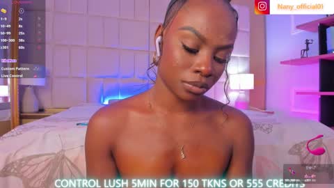 Snapshot of linsyadams chatting on January 16, 7:52 pm     online show from January 16, 7:52 pm