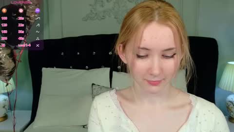 lirakink online show from February 9, 4:38 am