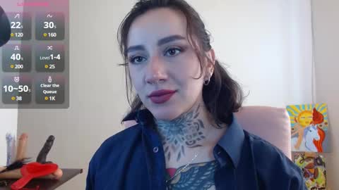 Snapshot of lisa_avila_ chatting on February 7, 8:42 pm Lisa online show from February 7, 8:42 pm