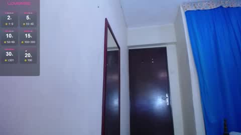 lisa_branch online show from February 13, 7:31 pm