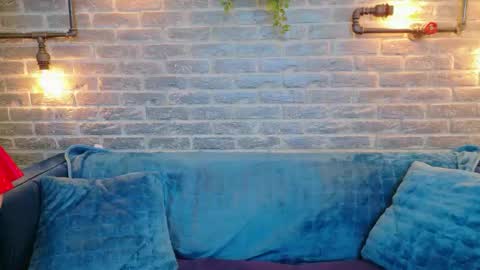 Lisa Caprice online show from May 15, 6:00 am