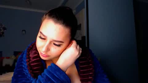 lisa_lady_golden online show from September 21, 10:25 pm