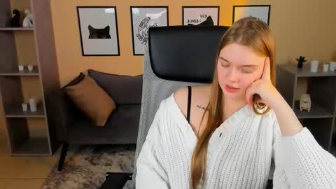 Lisa online show from November 20, 2:43 am