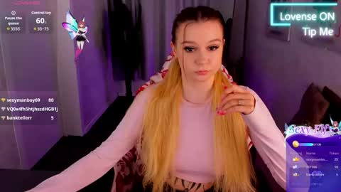 lisa_rabbit online show from May 13, 1:26 am