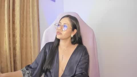 Lisa Thompson online show from March 16, 5:44 am