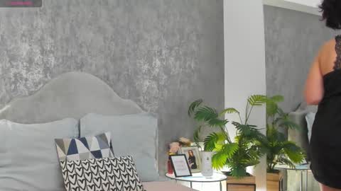 lisacroft online show from March 3, 9:38 am