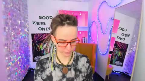 Lisa online show from March 16, 5:55 am