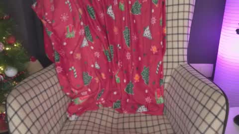 Lisa online show from December 18, 10:32 am