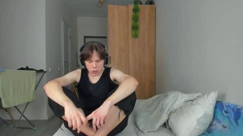 Alfie online show from January 12, 9:29 pm