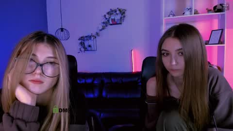 lissa_night online show from May 3, 8:04 pm