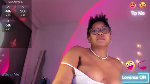Snapshot of lissaa_joness chatting on February 12, 3:27 pm LISSA  online show from February 12, 3:27 pm