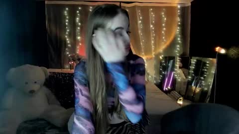 Lissa online show from March 2, 5:08 am