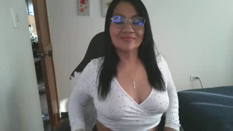 Lissafeethot online show from October 10, 9:19 pm