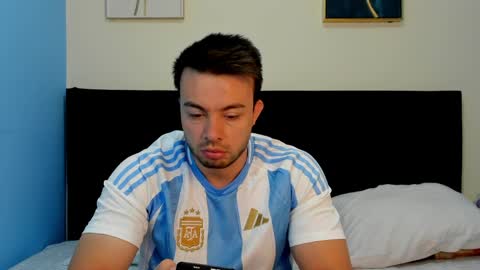 Natalia and alejandro online show from April 9, 12:22 pm