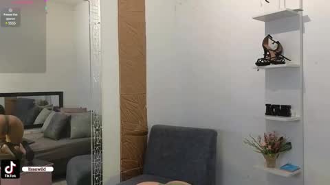 Snapshot of lissawild_ chatting on February 25, 2:48 pm ss  online show from February 25, 2:48 pm