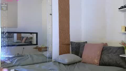 Snapshot of lissawild_ chatting on February 18, 11:30 pm ss  online show from February 18, 11:30 pm