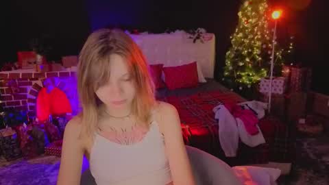 Lena online show from December 18, 9:48 am