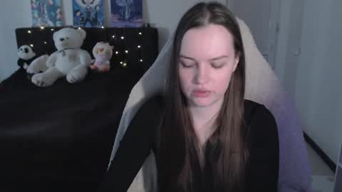 little__flowers online show from May 9, 9:37 am