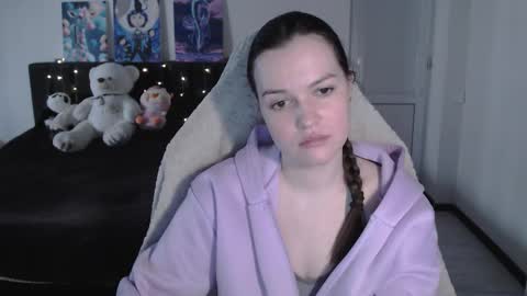 little__flowers online show from February 7, 11:13 am