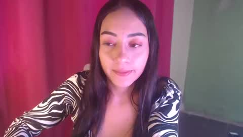 Aliciaparaisss online show from November 5, 3:19 am