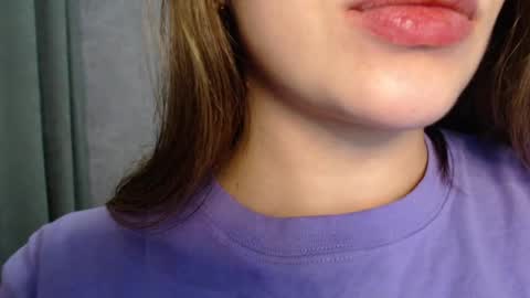 Snapshot of little_mia__ chatting on February 1, 8:26 pm Mia   Im online every day 1530 PM in New York  2030 PM in London online show from February 1, 8:26 pm