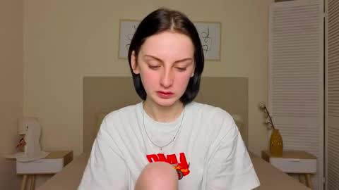 little_mollee online show from November 23, 3:59 am