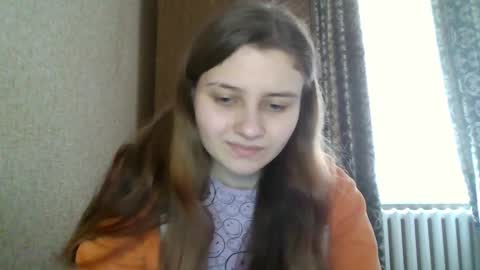 little_shygirl_ online show from February 4, 11:49 am