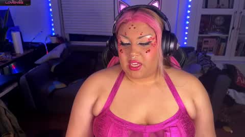 littledracula666 online show from February 16, 10:43 am