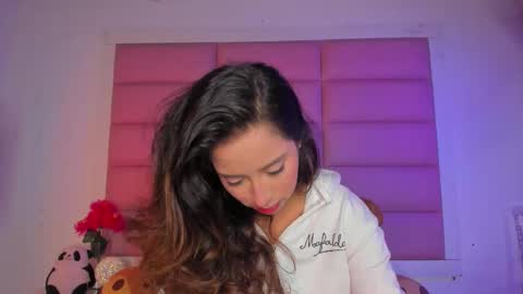 littlee_emma_ online show from January 12, 3:57 am