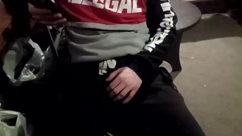 littlelargedick online show from February 14, 11:51 pm