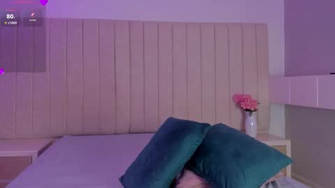 im olivia IG littleolivia01 online show from March 6, 1:54 pm