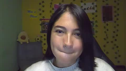 Mia  Wednesday to Sunday 730 am to 1030 am Colombian Hour D online show from November 2, 2:55 am