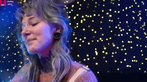 Niki  free tg channel with some photos gifs and info about streams  online show from April 15, 3:15 pm