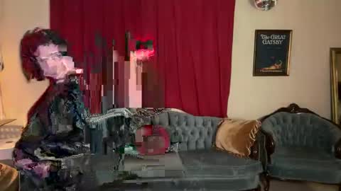 Snapshot of littlesugarpea chatting on October 24, 2:12 am Little Sugar Pea online show from October 24, 2:12 am