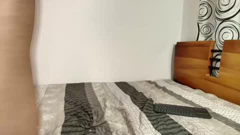 Liu help me to reach 100 thumps up daddy online show from March 4, 5:00 am