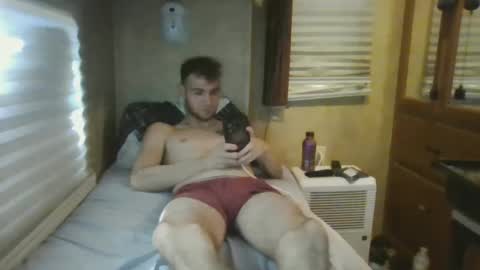 Snapshot of livetyy chatting on October 15, 5:36 pm livetyy online show from October 15, 5:36 pm